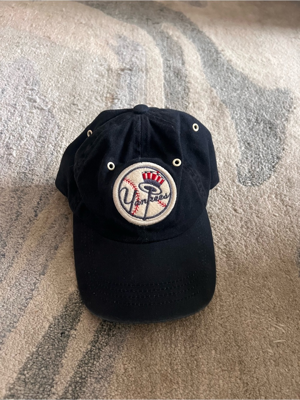 New York Yankees Navy Baseball Cap with Embroidered Logo